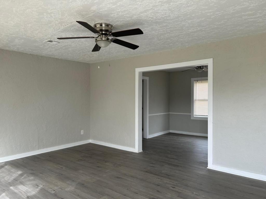 1907 Nw Euclid Ave - Photo 2 of 9