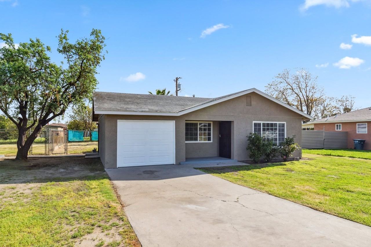 348 E Byrd Ave - Photo 2 of 23