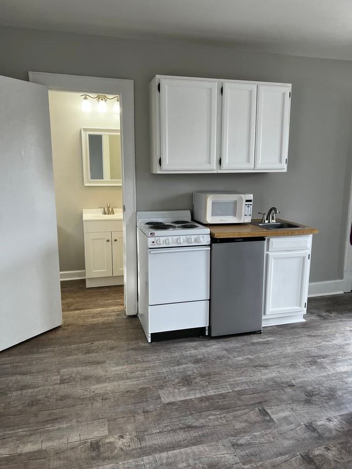 Bluff City Hwy, 749 - Photo 3 of 9