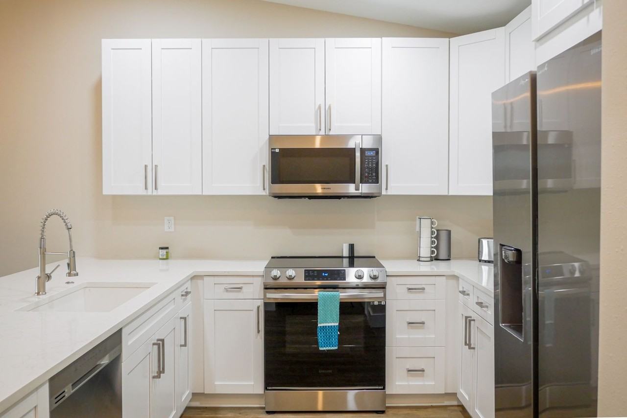 17749 Grande Bayou Ct - Photo 3 of 18