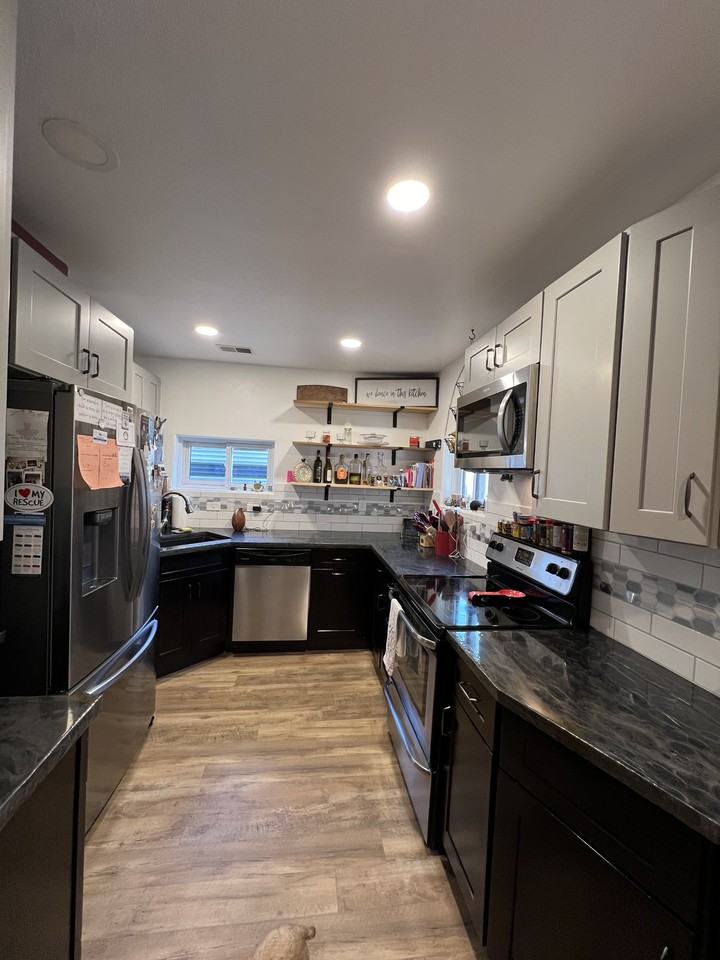 110 E Mccune Ave #NA - Photo 2 of 8