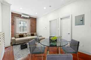 527 Carroll St #1R - Photo 1 of 1