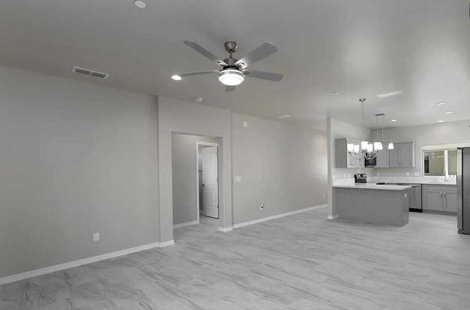 2860 Jamaica Blvd S #D101 - Photo 3 of 11