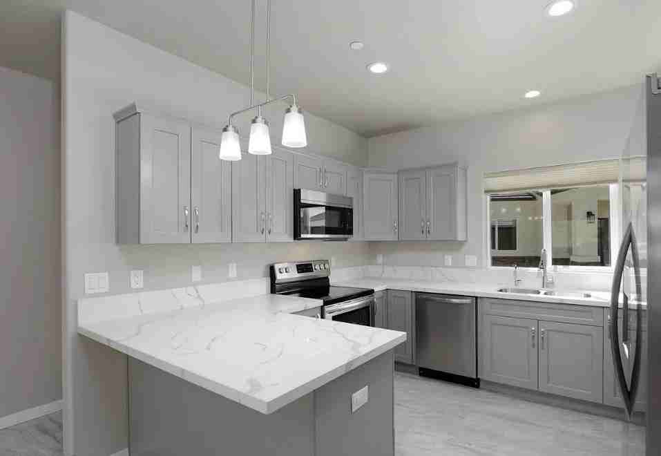 2860 Jamaica Blvd S #D101 - Photo 6 of 11