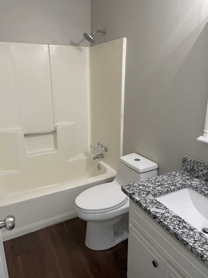 5641 Williamsburg Trce #NA - Photo 4 of 11