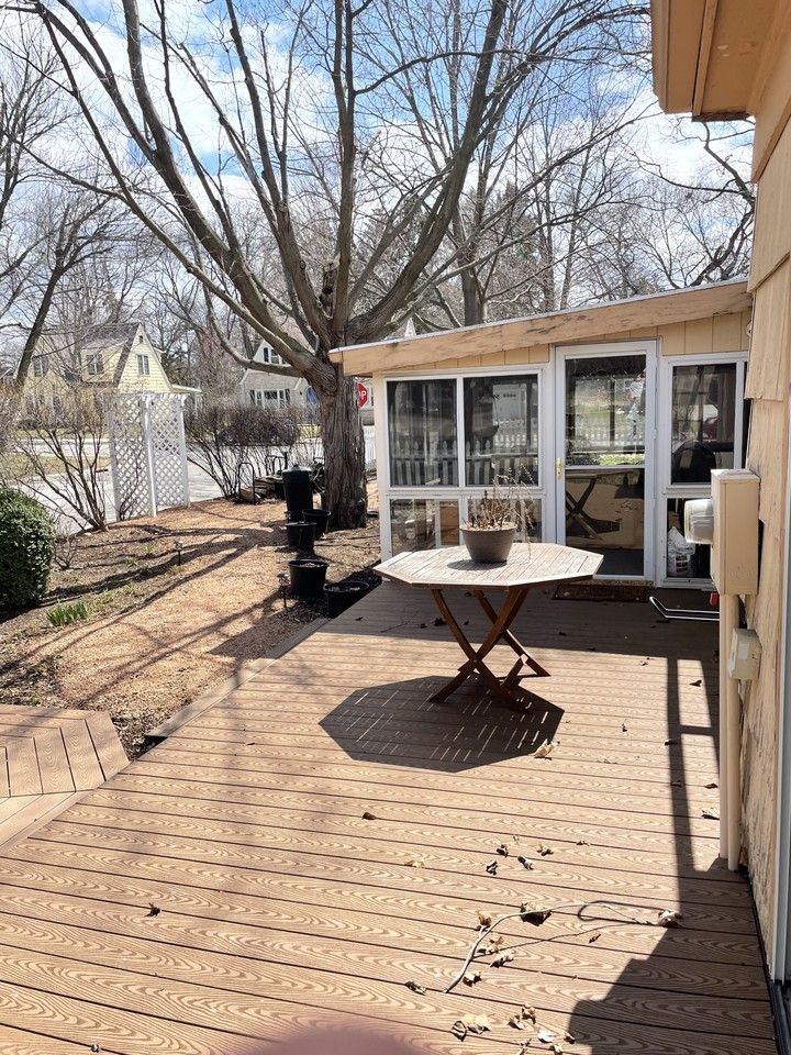 538 Greenland Ave #NA - Photo 2 of 17