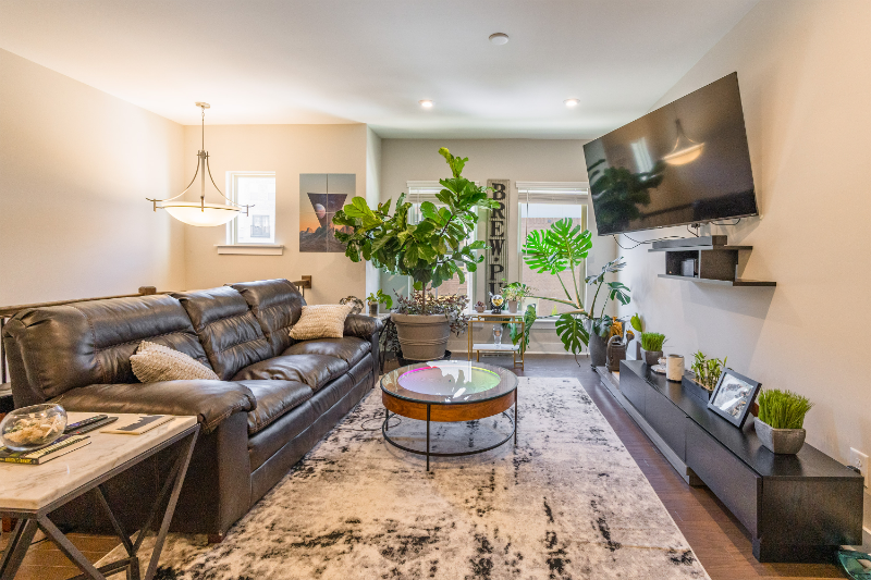 15040 New Amsterdam Ln - Photo 4 of 33