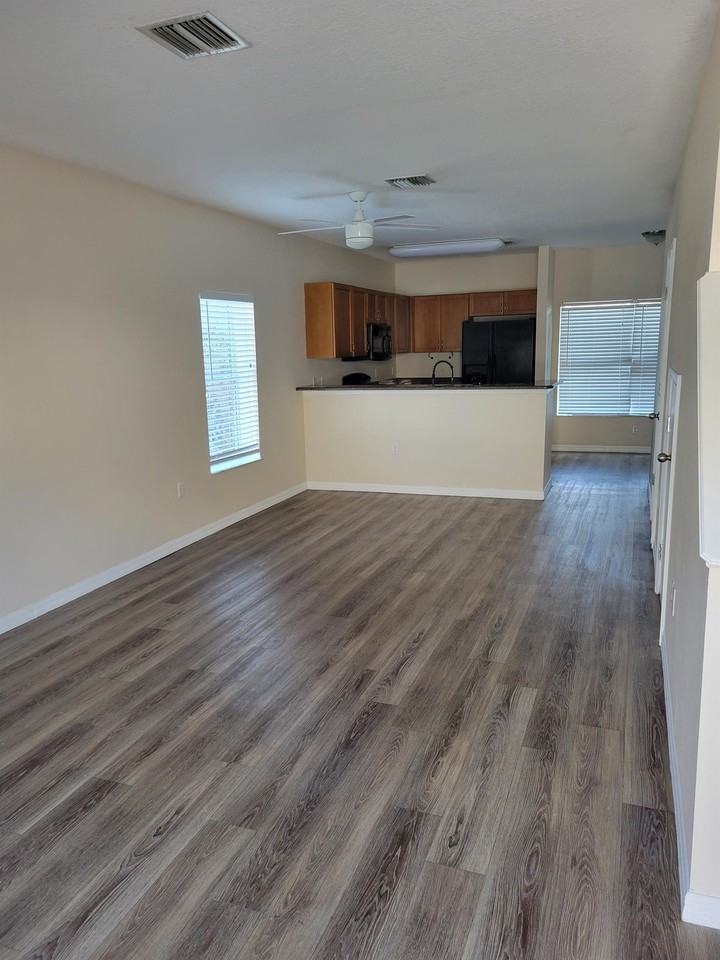 3867 74th Way N #3867 - Photo 2 of 5