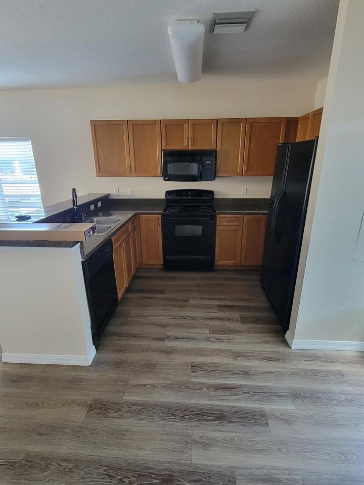 3867 74th Way N #3867 - Photo 3 of 5