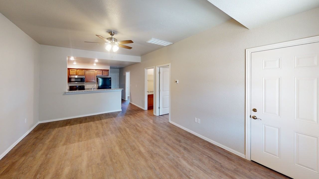 411 E Tonner Ave - Photo 2 of 8