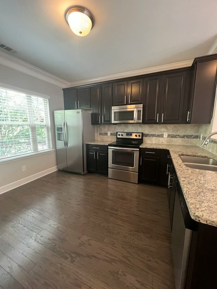 5541 Prada Drive - Photo 2 of 27