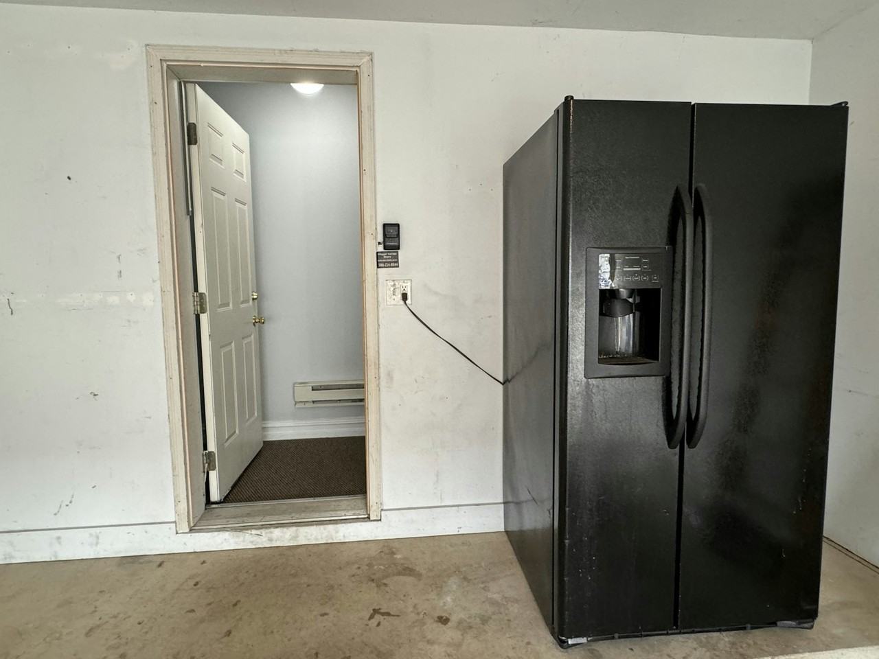 42891 Richmond Dr - Photo 2 of 30