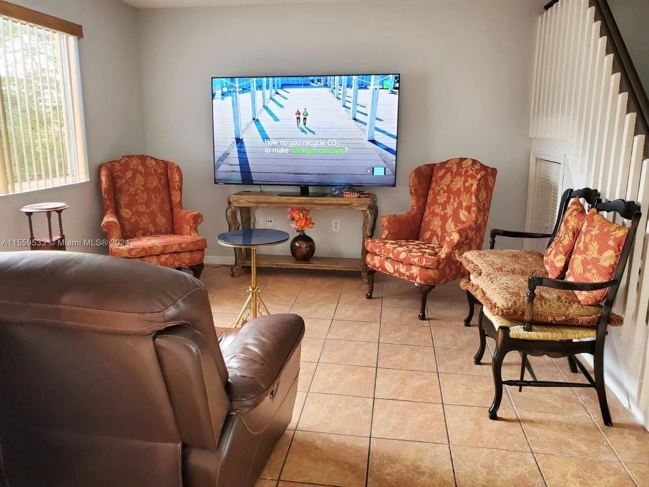 6225 Sw Kendale Lakes Cir #252 - Photo 3 of 8