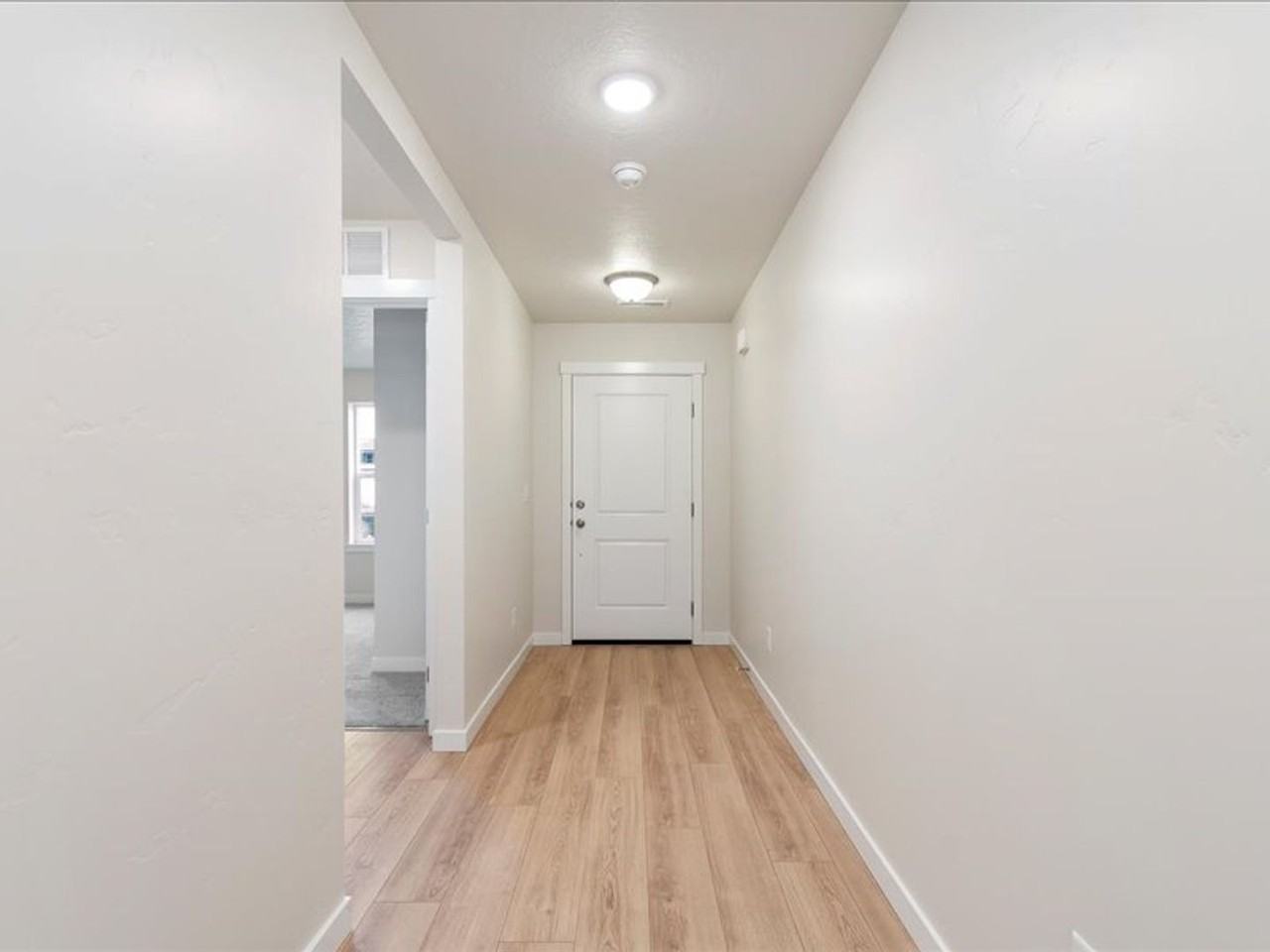 12313 Smugglers Basin St - Photo 3 of 34