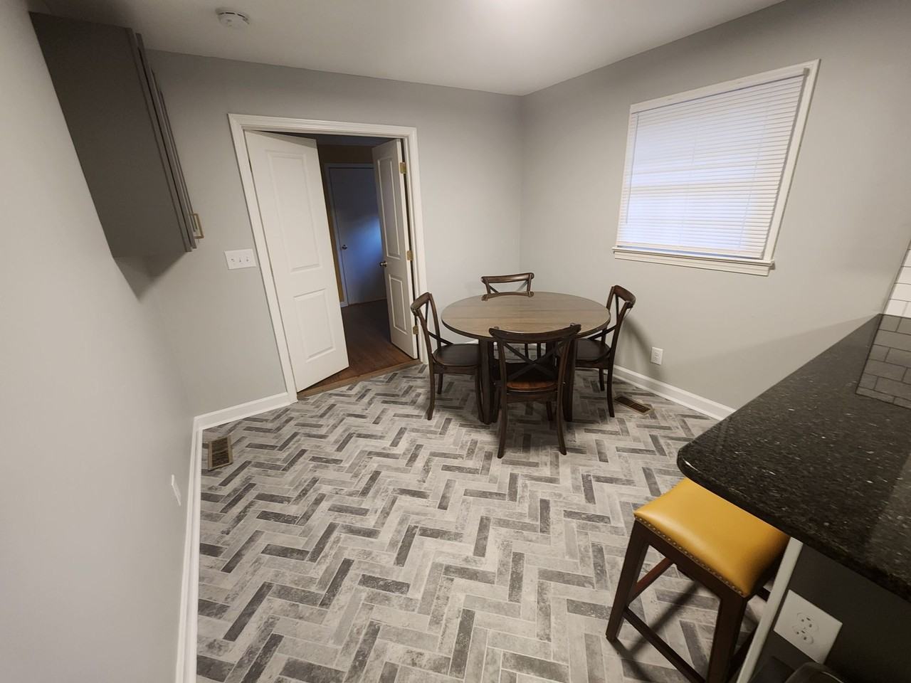 810 Polo Road-4 BR, 2 Bth - Photo 3 of 27