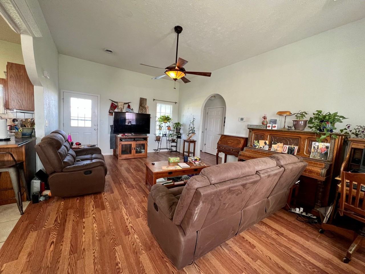 15067 Kylee Ct - Photo 2 of 13