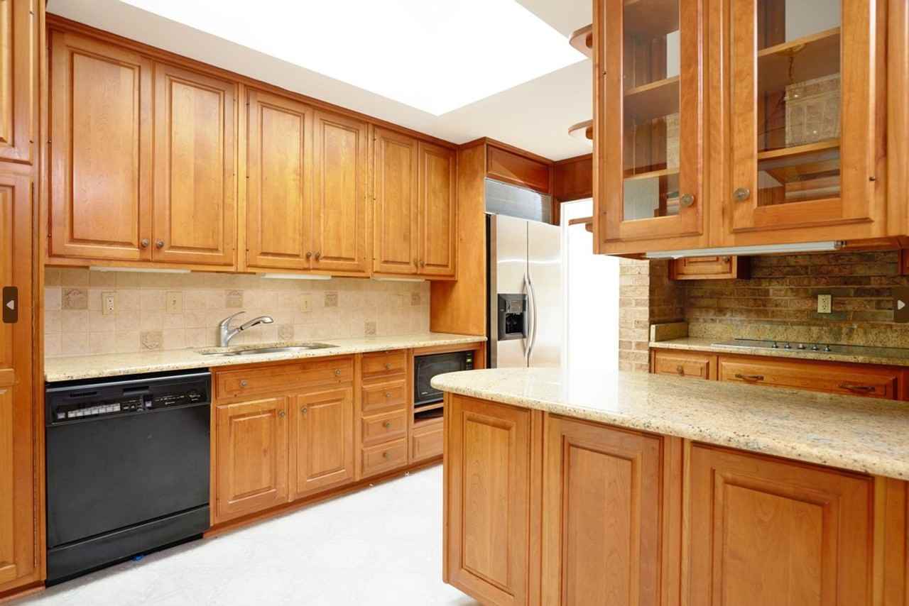 10513 Tyler Ter - Photo 4 of 43