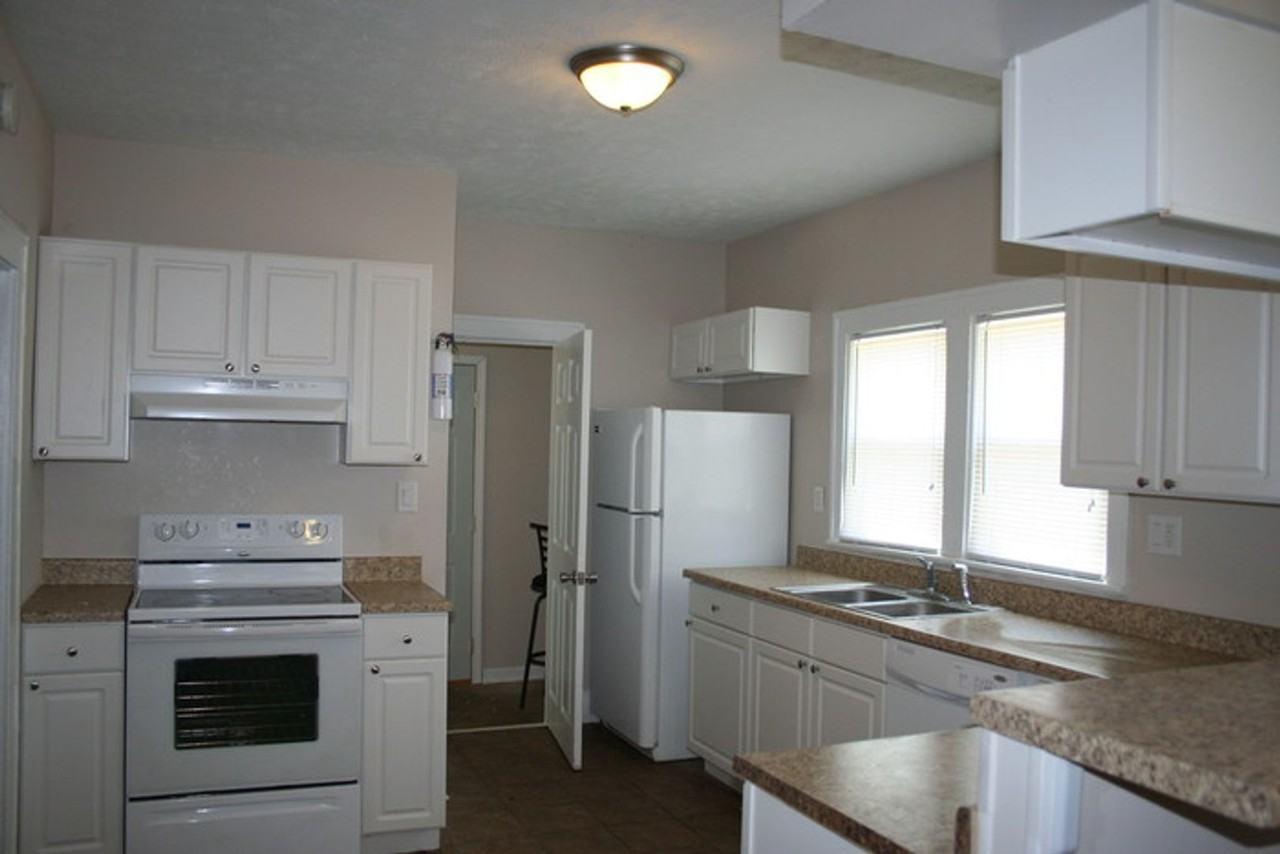 728 N Frances St - Photo 2 of 13