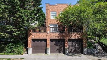 featured image of 220 Belmont Ave E