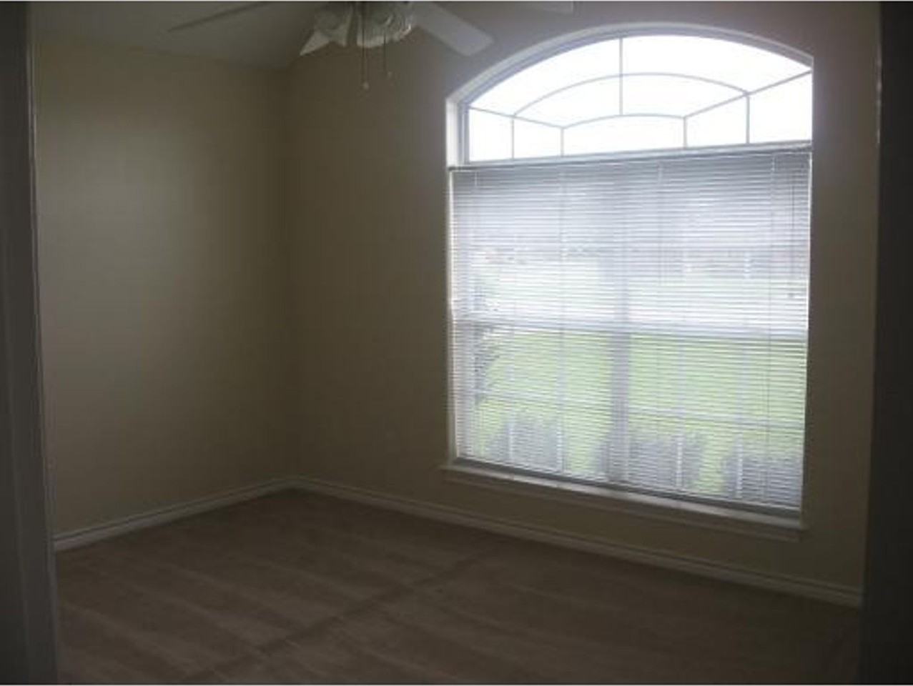 3202 Neuburg Ct - Photo 5 of 10