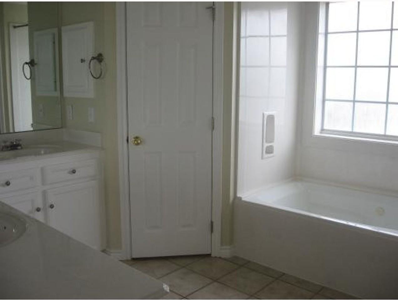 3202 Neuburg Ct - Photo 7 of 10