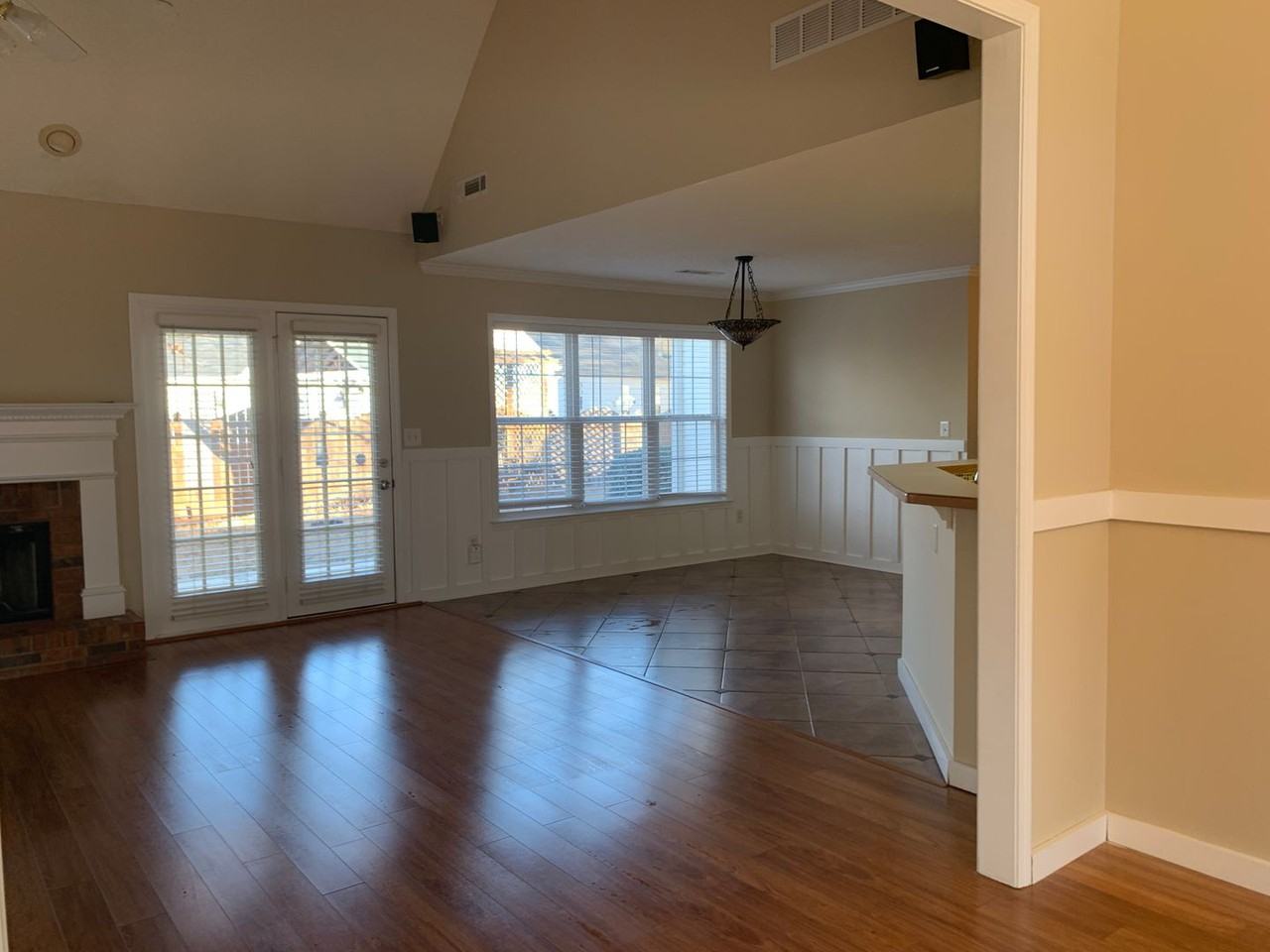 92 Pebble Creek Dr - Photo 2 of 42