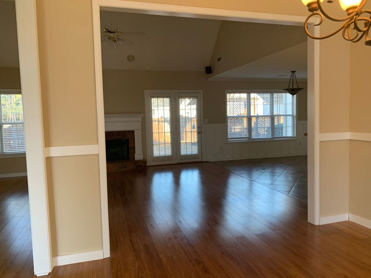 92 Pebble Creek Dr - Photo 3 of 42