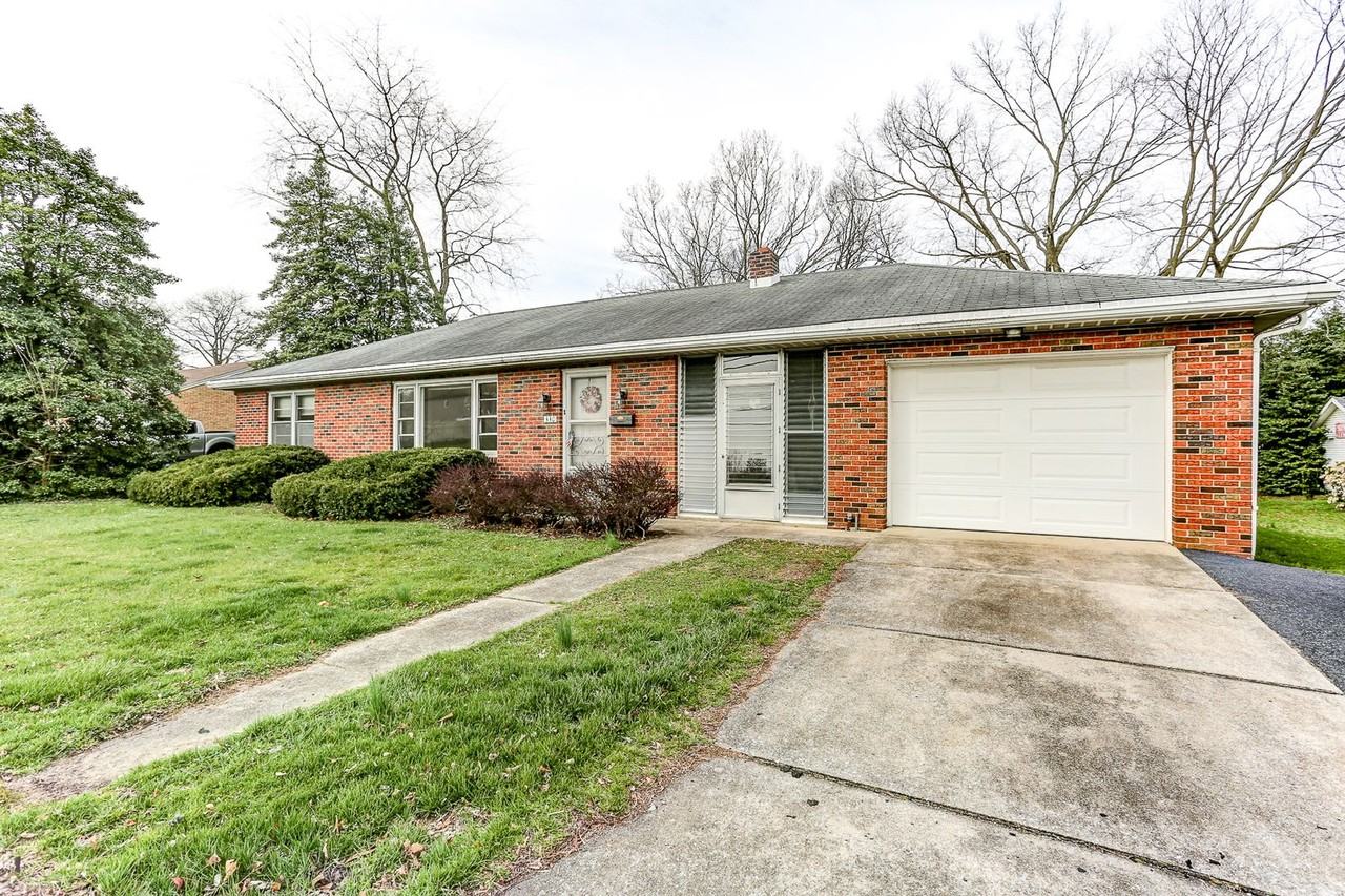 330 N 21st St - Photo 2 of 10