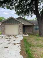 featured image of 908 E Avenue B