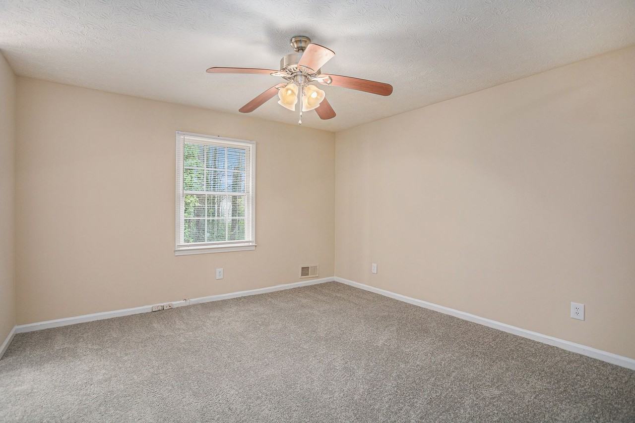 6276 Cathedral Ln - Photo 6 of 17