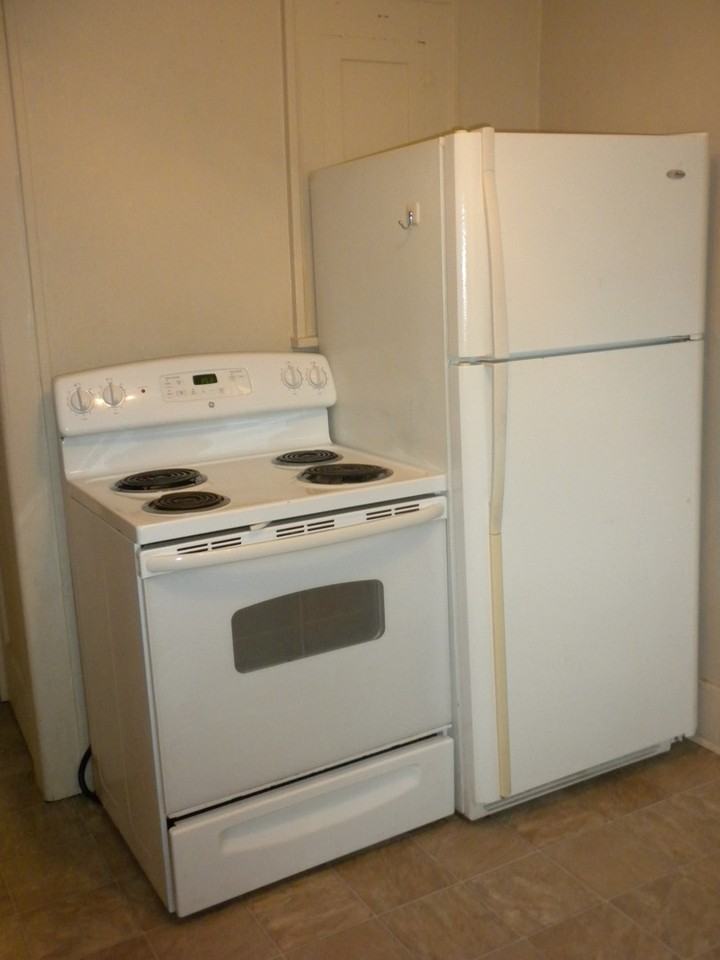 808 Mount Vernon Ave - Photo 7 of 12