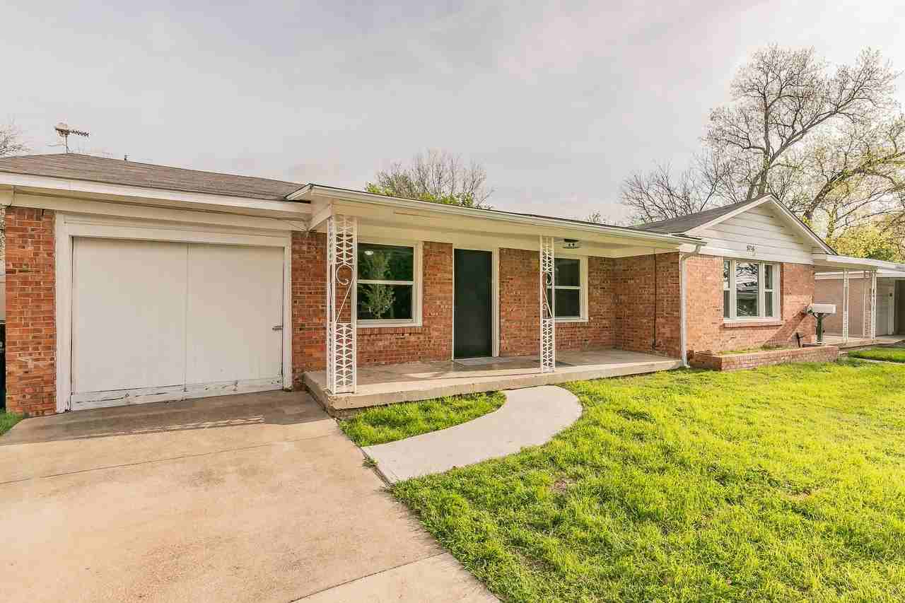 5716 Aton Ave - Photo 2 of 38