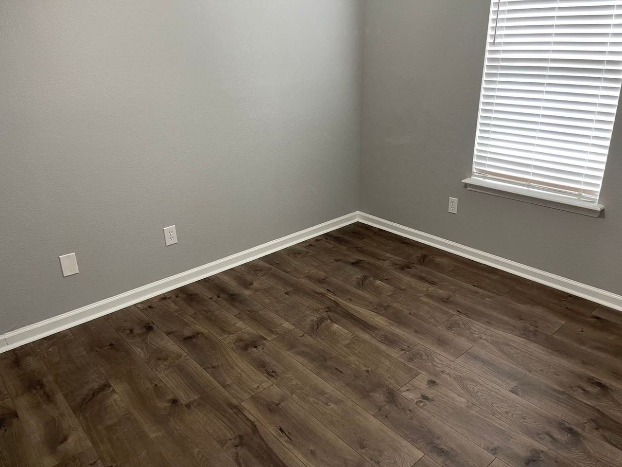 5326 Saint Ives Ln - Photo 5 of 15