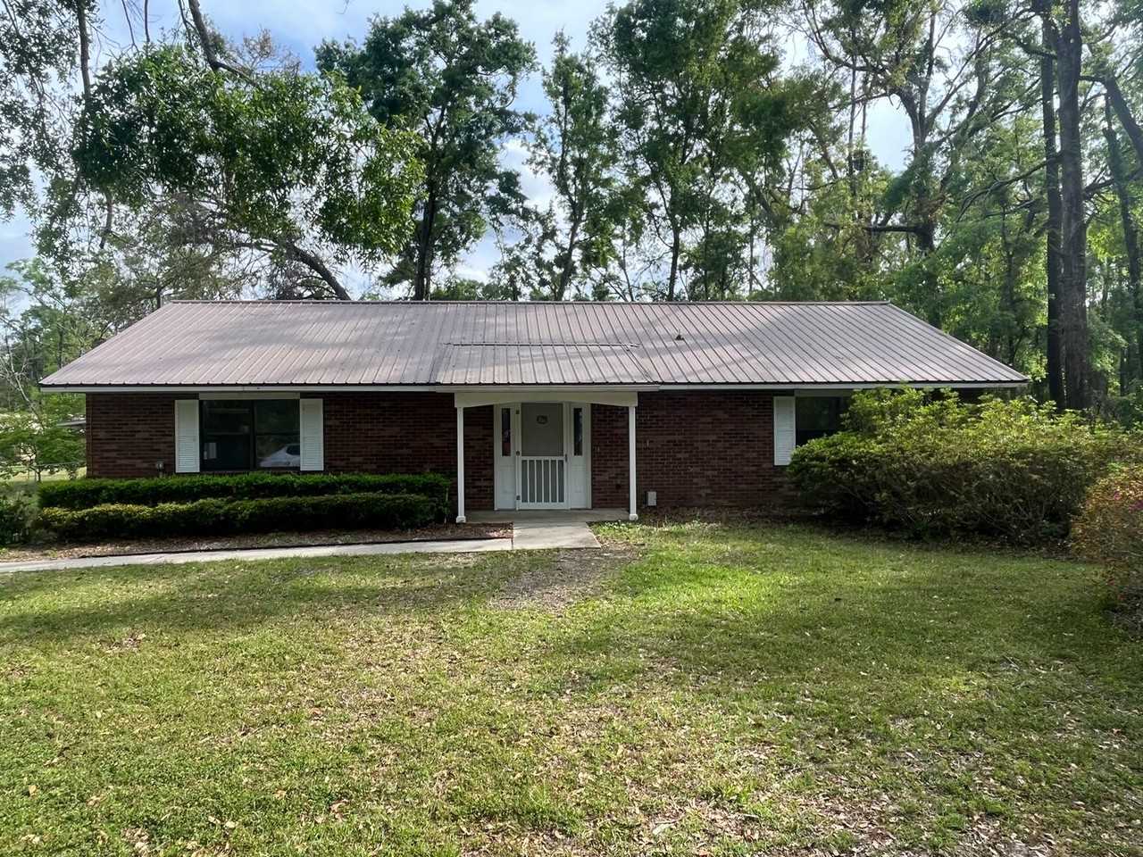 23194 102nd Pl - Photo 2 of 17