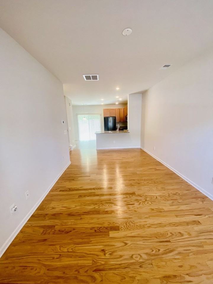 9213 Grand Valley Dr - Photo 3 of 22