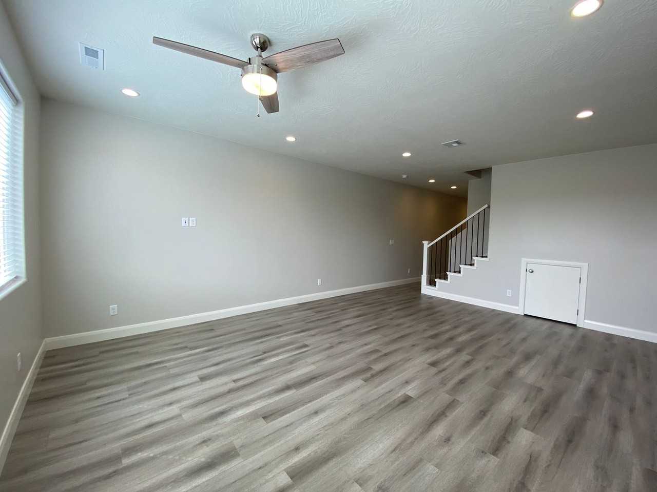 4375 W 1200 S - Photo 5 of 34
