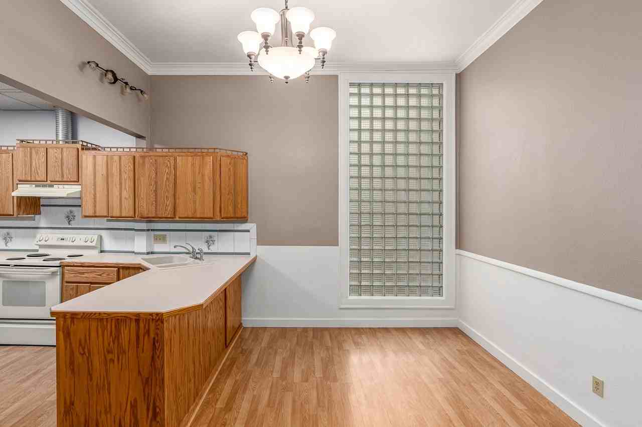 The Porter Block - Photo 6 of 17