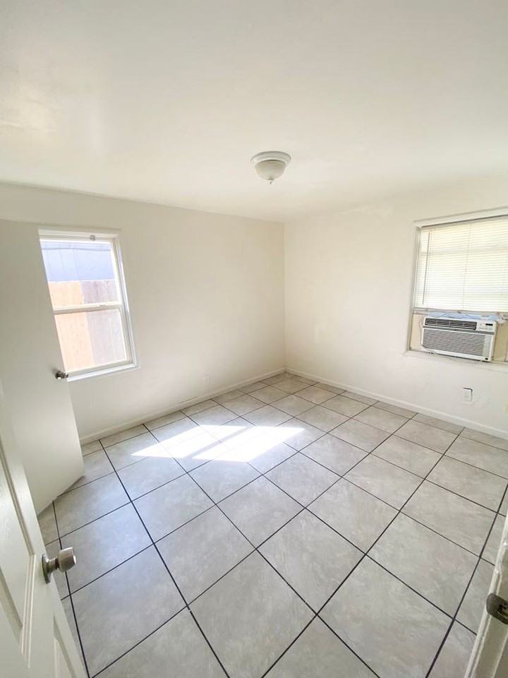 3905 Huron Street - Photo 3 of 13