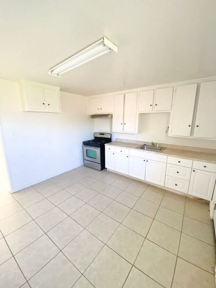 3905 Huron Street - Photo 4 of 13