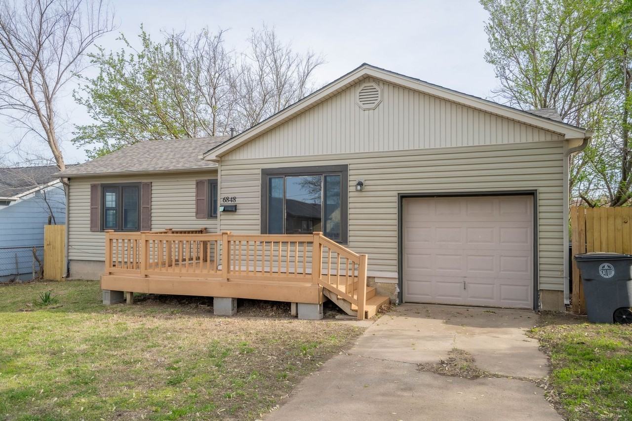 6848 E King Pl - Photo 2 of 14