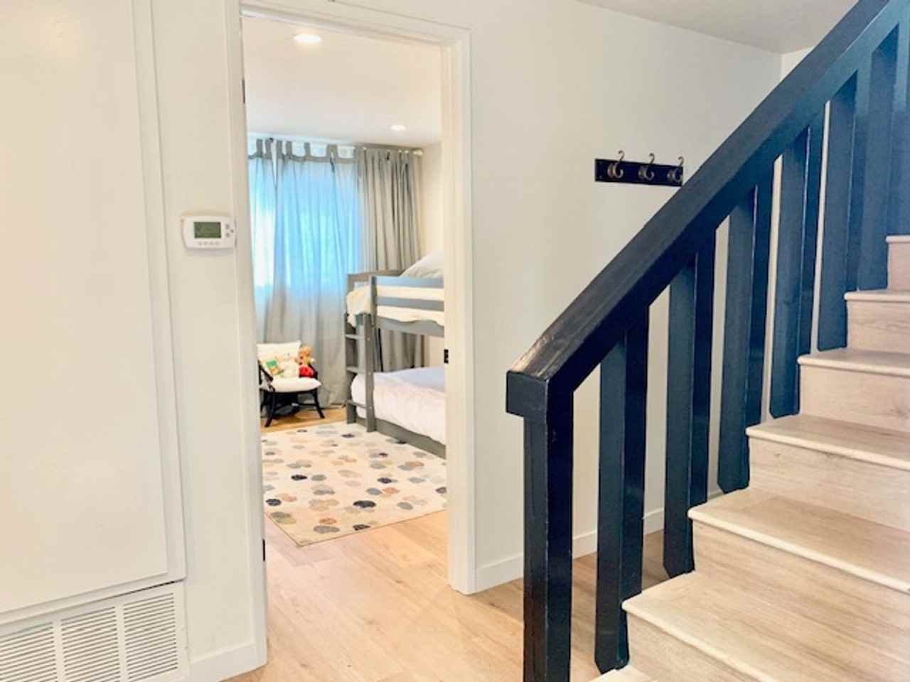 336 Highland Dr - Photo 3 of 32