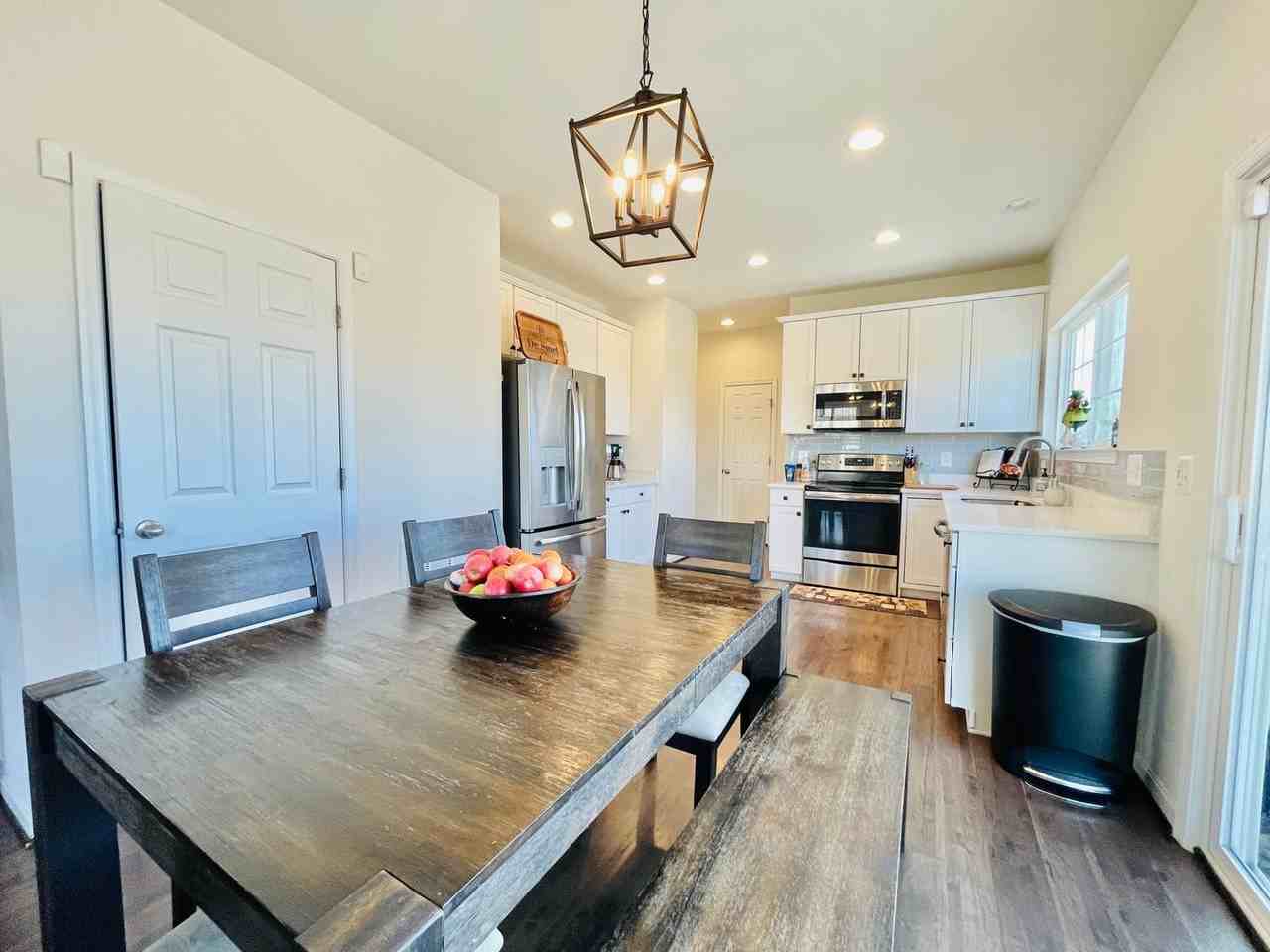 73 Wellspring Dr - Photo 5 of 47