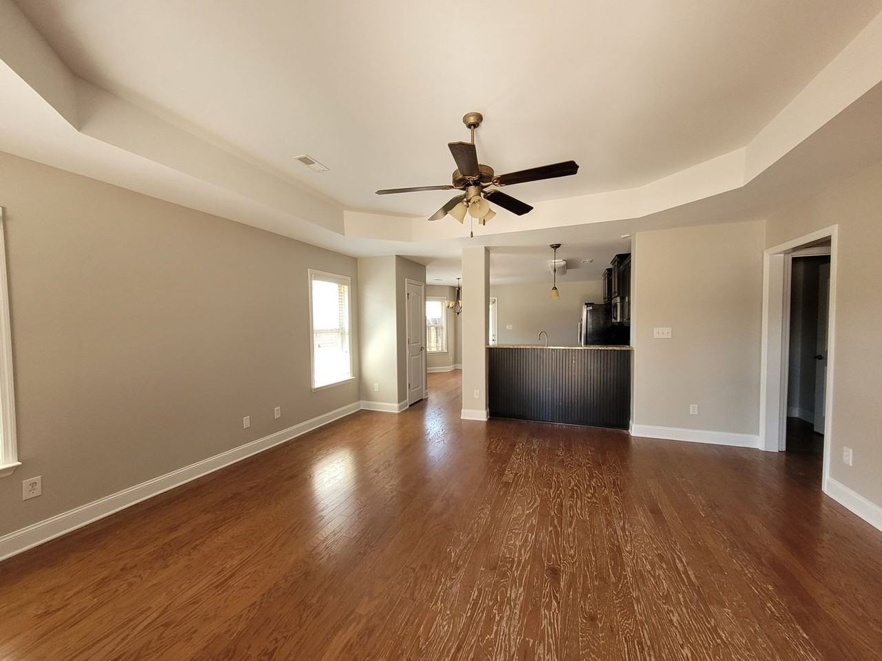 606 Durbin Ln Sw - Photo 2 of 26