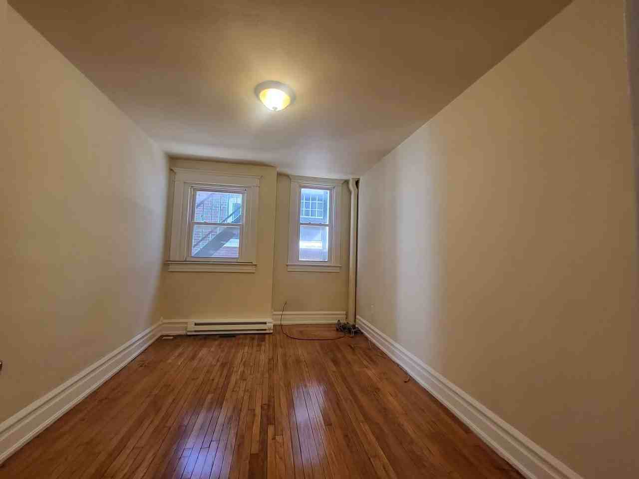 1639 West Turner Street - Photo 2 of 22