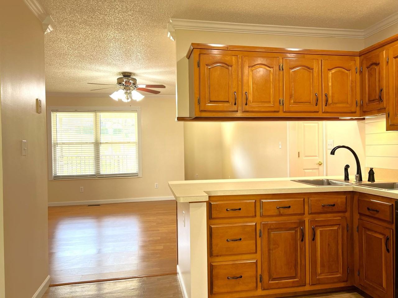 1613 Sevierville Rd - Photo 4 of 20