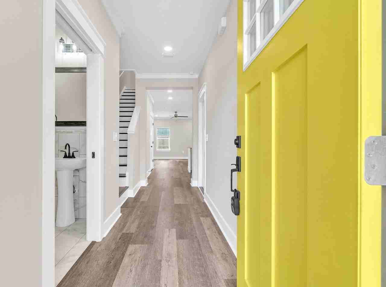 2 Praiseworthy Dr - Photo 3 of 36