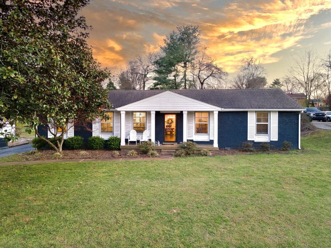 333 Binkley Dr - Photo 2 of 45