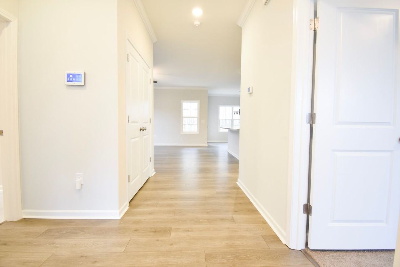 77 Nectar Ln - Photo 3 of 17