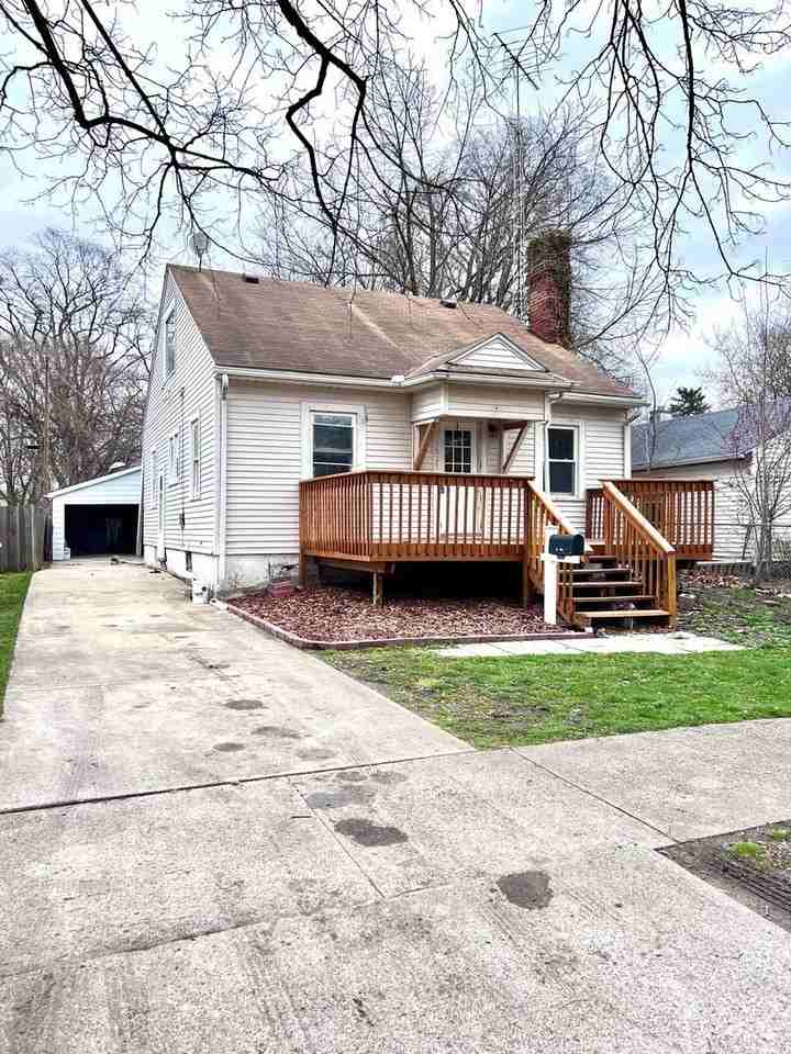 1025 W Rose St - Photo 3 of 18