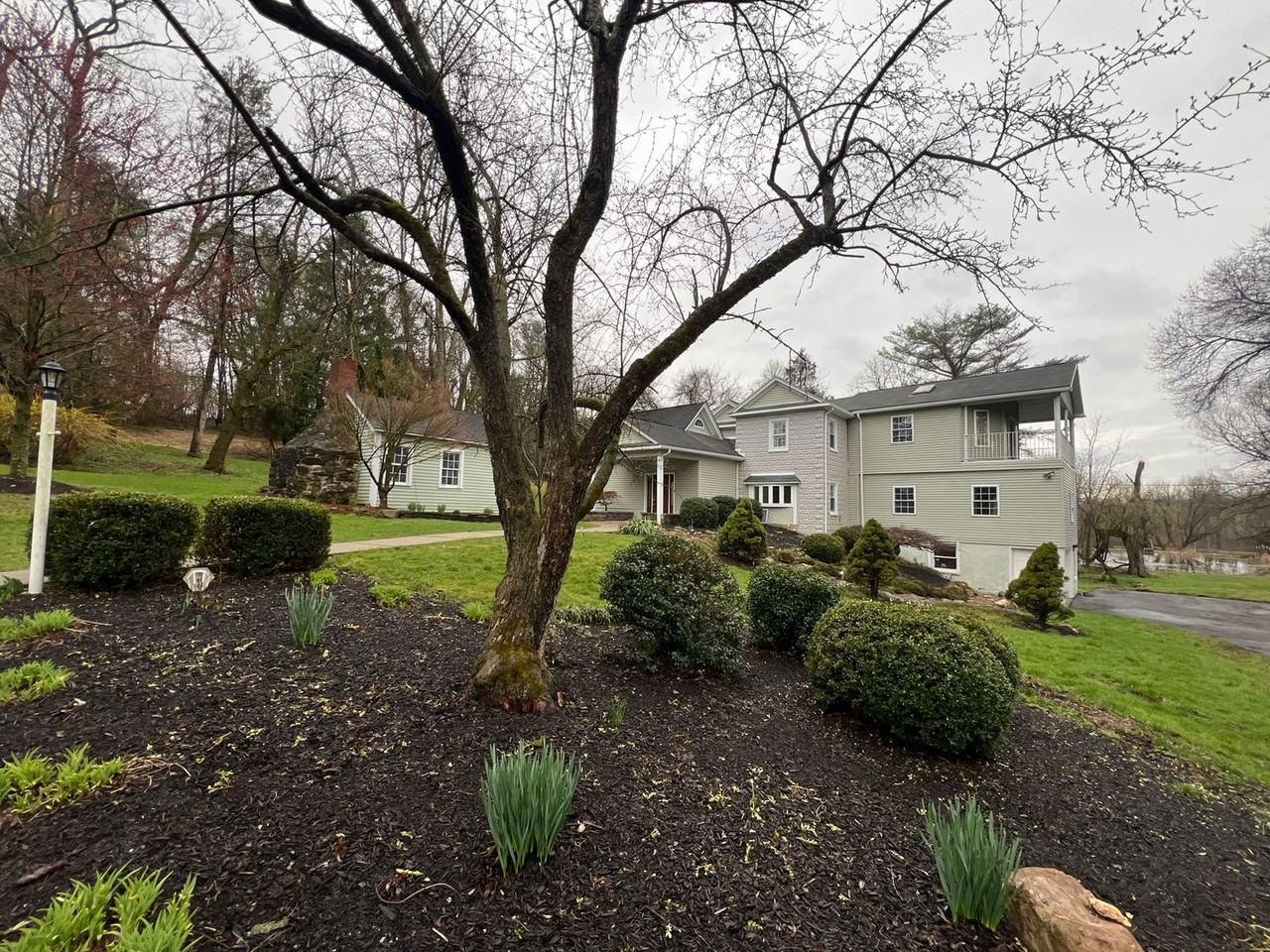 2239 Yost Rd - Photo 2 of 35